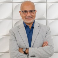 Joseph Hanna Headshot