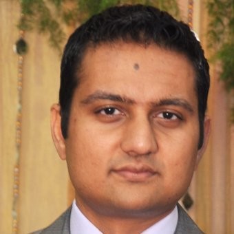 Anirudh Daga Headshot